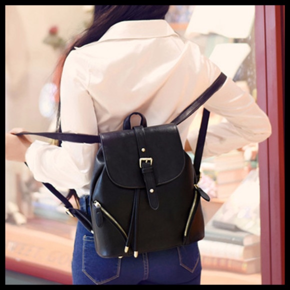 NEW NORA Bucket Backpack - Picture 2 of 8